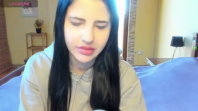 Snapshot of Malibu_J chatting on 10/31/25, 07:42 Malibu J online show from 10/31/25, 07:42