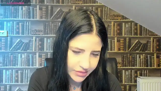 Snapshot of Malibu_J chatting on 11/10/25, 08:13 Malibu J online show from 11/10/25, 08:13