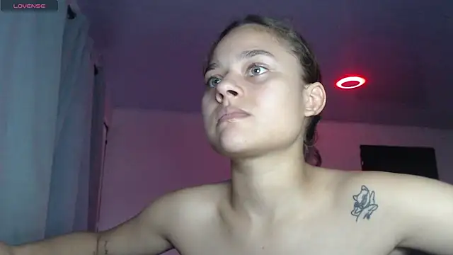 LittleCheerry69 online show from 11/06/25, 06:31