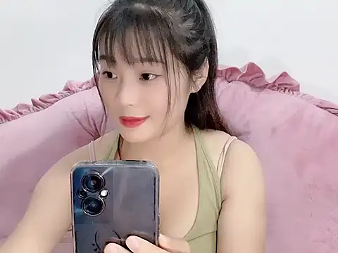 Snapshot of Lie_liee chatting on 10/30/25, 01:12 Lie liee online show from 10/30/25, 01:12