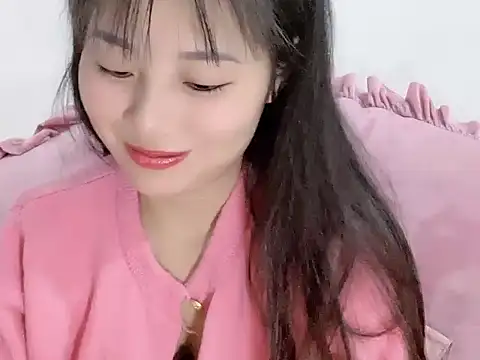 Snapshot of Lie_liee chatting on 11/28/25, 10:56 Lie liee online show from 11/28/25, 10:56