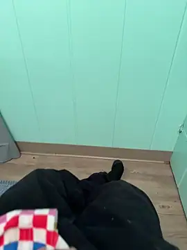 Snapshot of juanjR11 chatting on 09/23/25, 08:34 juanjR11 online show from 09/23/25, 08:34