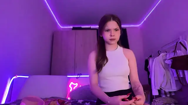 CandysRose online show from 10/27/25, 06:12