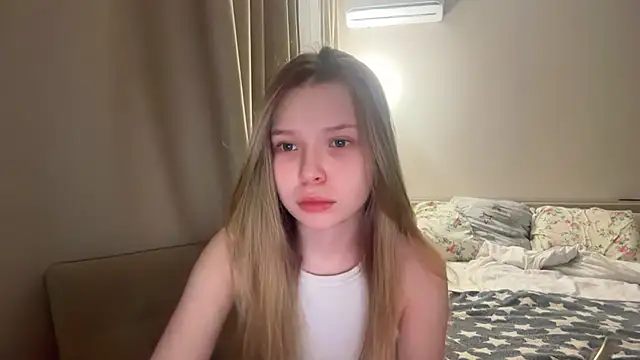 CandysRose online show from 04/26/26, 06:49