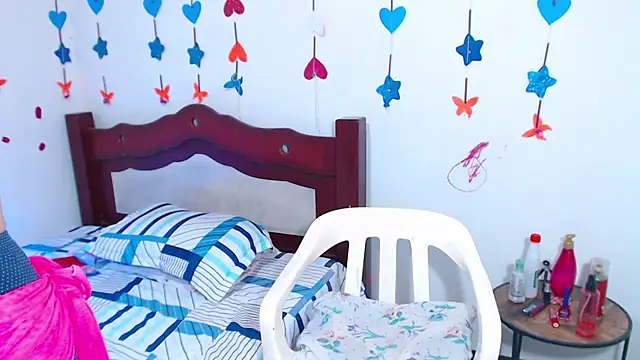 lorenacapelli online show from 04/03/26, 02:04