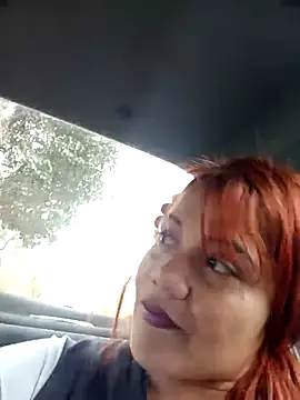 Snapshot of Tiffany-Parker_ chatting on 10/04/25, 02:48 Tiffany-Parker  online show from 10/04/25, 02:48