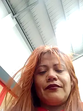 Snapshot of Tiffany-Parker_ chatting on 10/10/25, 12:59 Tiffany-Parker  online show from 10/10/25, 12:59