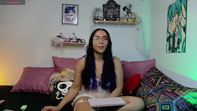 LucyDerby online show from 10/24/25, 12:41