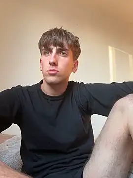 pttvnvkka online show from 10/03/25, 03:42