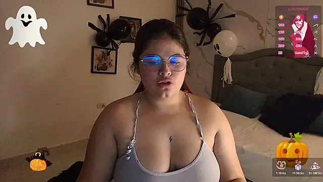 Nina Rouge7 online show from 11/02/25, 01:57