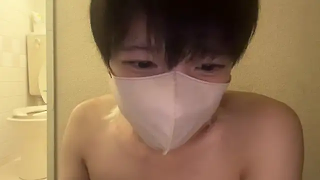 Snapshot of tora3220 chatting on 09/28/25, 04:12 tora3220 online show from 09/28/25, 04:12