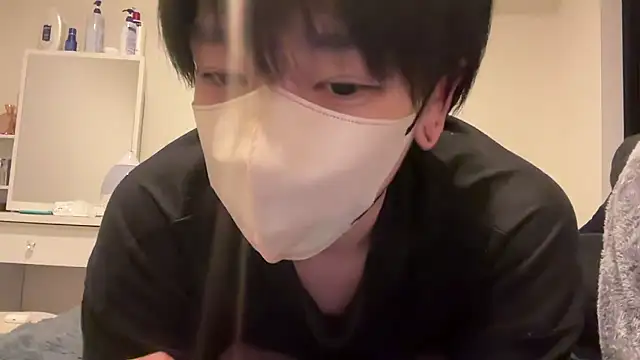 Snapshot of tora3220 chatting on 03/25/26, 01:39 tora3220 online show from 03/25/26, 01:39