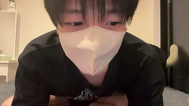 Snapshot of tora3220 chatting on 04/12/26, 01:16 tora3220 online show from 04/12/26, 01:16