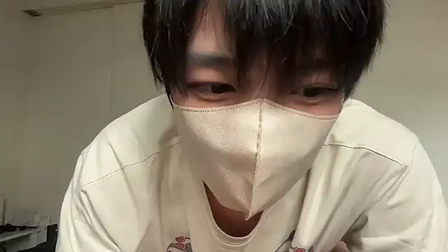 Snapshot of tora3220 chatting on 04/19/26, 05:07 tora3220 online show from 04/19/26, 05:07