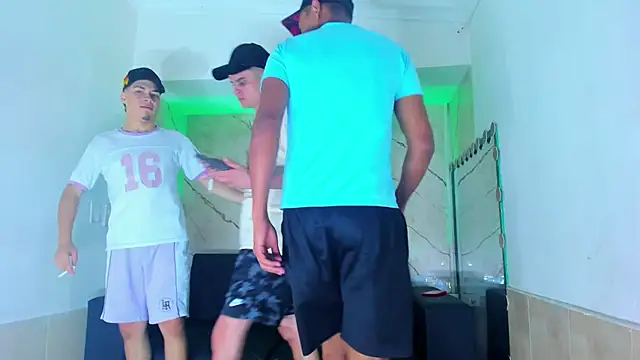 liam coleman25 online show from 11/17/25, 04:51