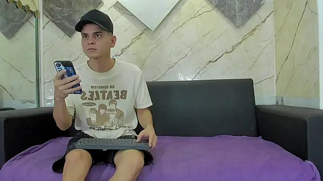 liam coleman25 online show from 03/02/26, 05:08