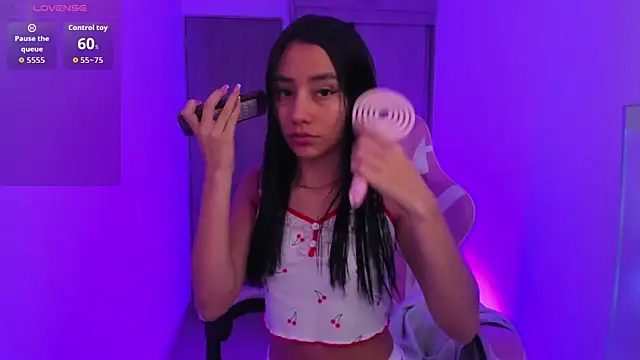 ISABELFORYOU1 online show from 11/12/25, 05:02