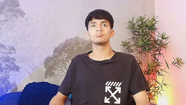 Snapshot of Axel_Draven chatting on 12/18/25, 11:38 Axel Draven online show from 12/18/25, 11:38