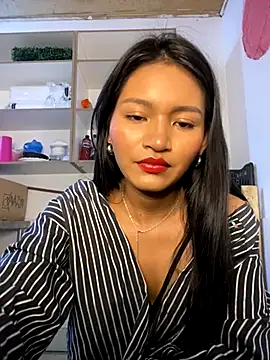 fenixzara online show from 11/24/25, 06:40