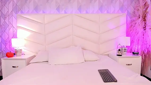 Snapshot of Charlotte_hall_ chatting on 10/11/25, 03:39 Charlotte hall online show from 10/11/25, 03:39