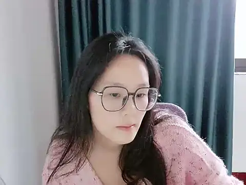 Snapshot of guai00 chatting on 09/25/25, 03:10 guai00 online show from 09/25/25, 03:10