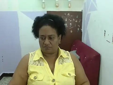 Sharon-liee online show from 01/15/26, 07:39