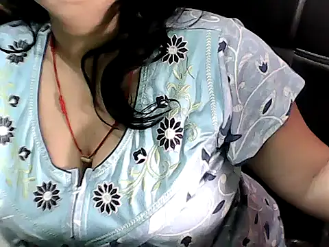 BABITA KUMARII online show from 04/01/26, 04:59