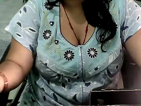 BABITA KUMARII online show from 04/16/26, 05:14