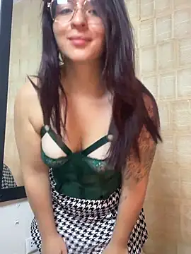 came lia1 online show from 09/28/25, 05:02