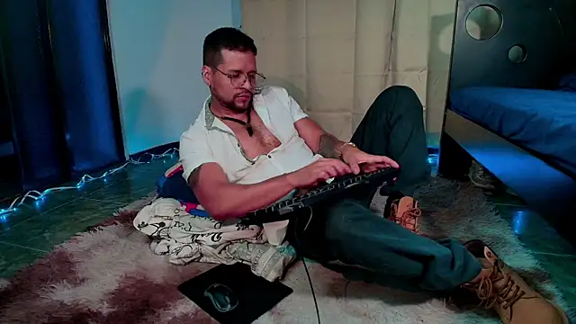 LucasGaeel online show from 10/05/25, 10:29