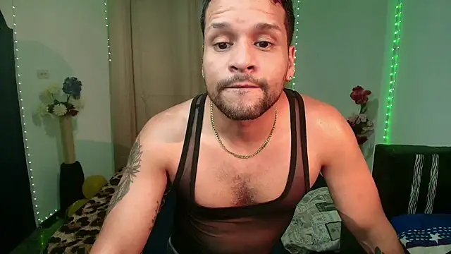 LucasGaeel online show from 04/15/26, 12:39