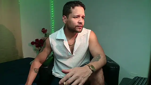 LucasGaeel online show from 04/16/26, 12:00