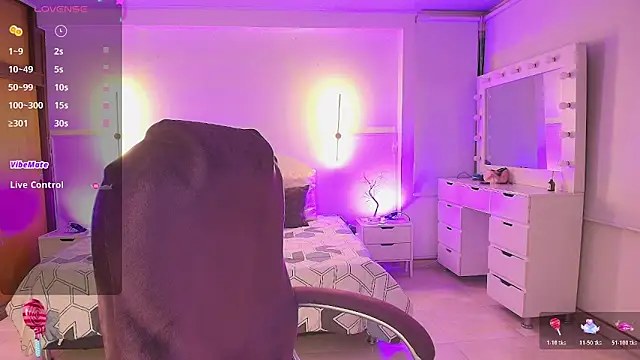 kloe28 online show from 04/19/26, 03:50