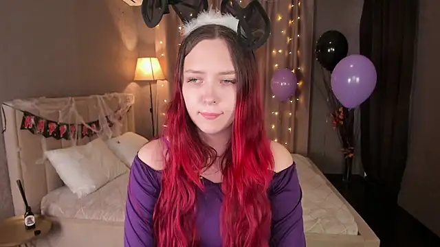 Monica  Queen online show from 10/26/25, 05:35