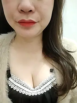 Girl Shy2000 online show from 03/10/26, 10:37