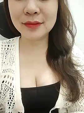 Girl Shy2000 online show from 04/01/26, 12:33