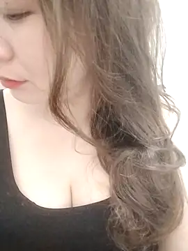 Girl Shy2000 online show from 04/19/26, 10:58