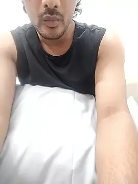 Snapshot of Ilhaamgrey chatting on 01/07/26, 12:29 Ilhaamgrey online show from 01/07/26, 12:29
