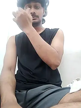 Snapshot of Ilhaamgrey chatting on 01/15/26, 08:41 Ilhaamgrey online show from 01/15/26, 08:41