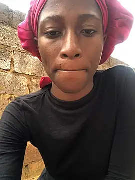 Caramel102004 online show from 04/22/26, 09:22