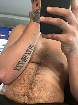 Moisesjrtapia online show from 11/19/25, 10:21