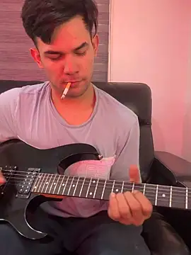 Moisesjrtapia online show from 02/25/26, 09:13