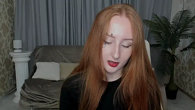 Snapshot of TwilightSerena chatting on 10/29/25, 11:45 TwilightSerena online show from 10/29/25, 11:45