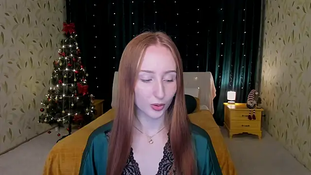 Snapshot of TwilightSerena chatting on 12/04/25, 11:41 TwilightSerena online show from 12/04/25, 11:41