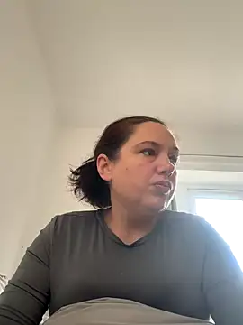 Snapshot of Eleanorxx chatting on 10/09/25, 08:34 Eleanorxx online show from 10/09/25, 08:34