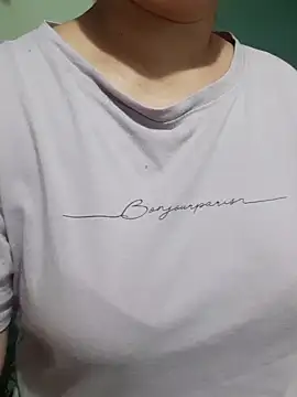 Kimkhaepretty online show from 09/24/25, 01:47