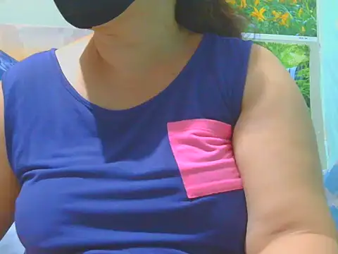 Kimkhaepretty online show from 10/22/25, 11:21