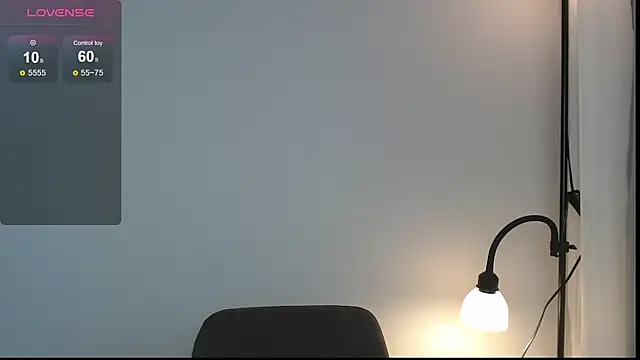 Snapshot of BellaAbey chatting on 02/17/26, 10:12 BellaAbey online show from 02/17/26, 10:12