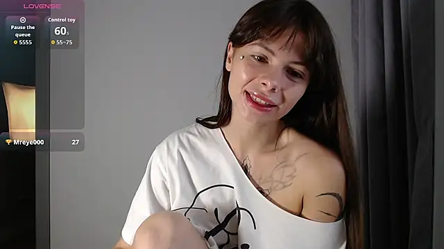 BellaAbey online show from 07/06/26, 10:45