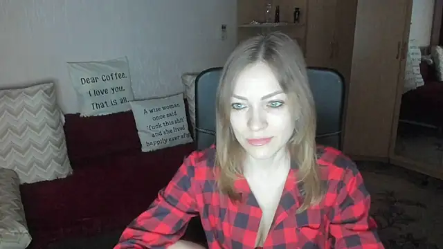 Tiffany Bates online show from 03/18/26, 03:20